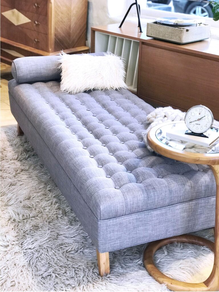 ART. #1050 OTTOMAN